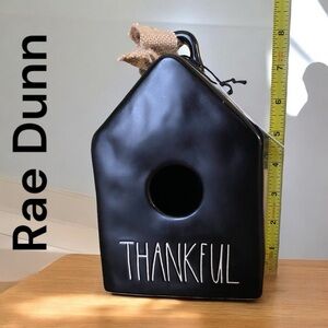 RAE DUNN-NWT “Thankful” birdhouse artisan collection. Burlap bow. 5”x8.5”x5” New